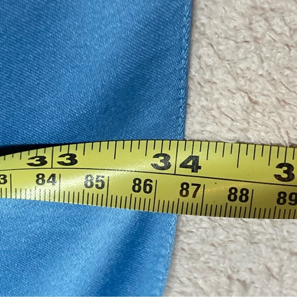 Vintage Roger L. Paris 34” Square Women’s Wrap Scarf Light Blue Eiffel Tower VTG - Picture 7 of 7